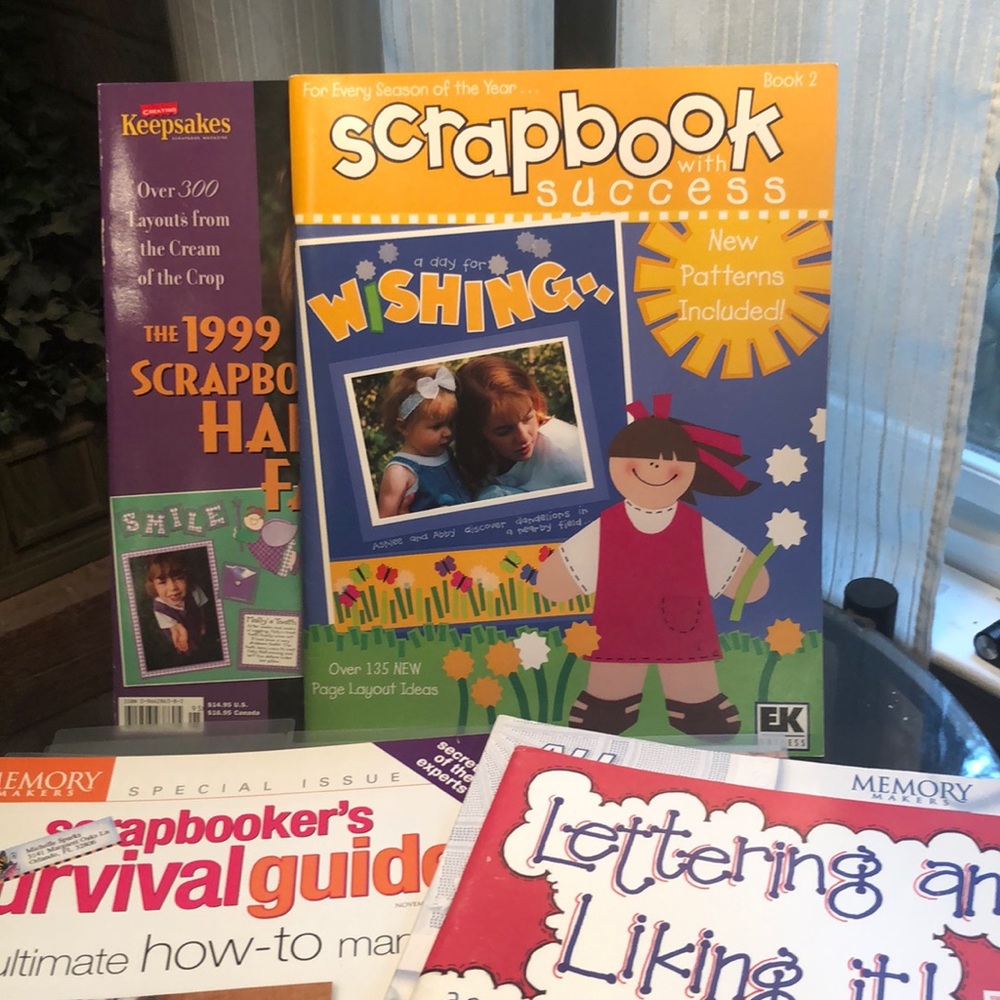 Scrapbook books (5) - Picture 2 of 16